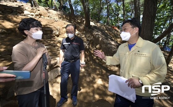 [NSP PHOTO]장수군, 월곡리 가야봉화터에서 출입시설 첫 확인