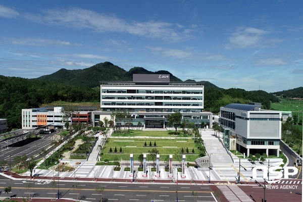 -고흥군청사 전경 (고흥군)