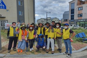 [NSP PHOTO]순천시 도사동 주민자치회, 오천동 도심 곳곳 환경정비 활동 펼쳐