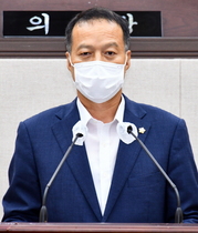 [NSP PHOTO]송하진 여수시의원, 드라이브스루 교통혼잡·보행권침해 대책 마련 촉구