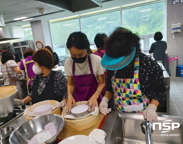 NSP통신-안동시농업기술센터는 우리 쌀에 대한 올바른 인식과 지속적인 쌀 소비촉진을 주도할 수 있는 농업인 전문리더 육성을 위해 우리 쌀 이용 식품가공 기술교육을 실시할 계획이다. (안동시)