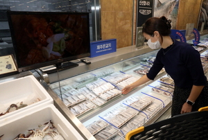 [NSP PHOTO]이마트, 제주 은갈치 반값 행사…제주 어가 돕기 나서