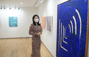 [NSP PHOTO]유디갤러리 색면추상 화가 김도희 개인전 개최