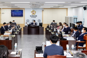 [NSP PHOTO]경북도의회 기획경제위원회, 조례안 및 동의안 의결