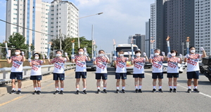 [NSP PHOTO]임종식 경북교육감,   제102회 전국체육대회 및 제41회 전국장애인 체육대회 대구·경북 통합 성화 봉송 동참