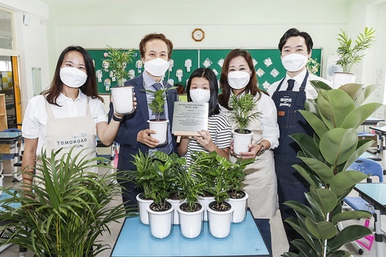 [NSP PHOTO]아우디폭스바겐코리아, 초등학교 대상 교실숲 프로젝트·환경교육 진행