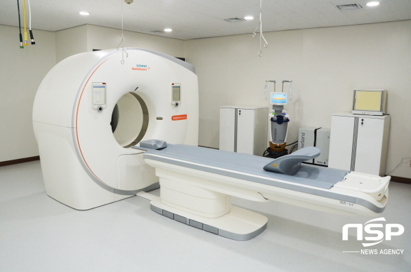 NSP통신-포항성모병원이 새로운 CT(전산화단층 촬영장비)를 추가 도입해 21일부터 본격적인 가동에 들어간다고 밝혔다. (포항성모병원)