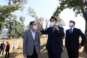 [NSP PHOTO]백군기 용인시장, 경기도체육대회 성화 채화 후보지 답사