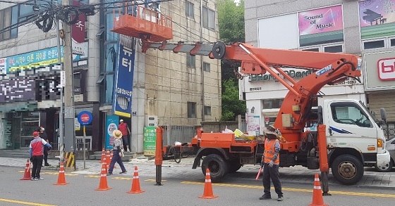 NSP통신-▲서천군이 하반기 노후간판 정비사업을 추진한다. (서천군)