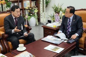 [NSP PHOTO]주낙영 경주시장, 국회 방문 신라왕경·문무대왕릉 정비 사업 국비 확보 총력