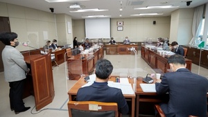 [NSP PHOTO]용인시의회 도시건설위, 처인·기흥·수지구 행정사무감사