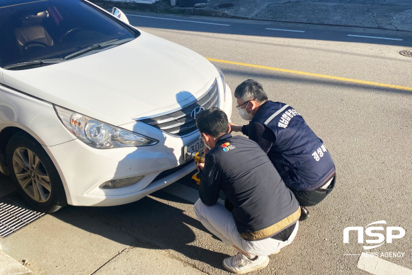 NSP통신-청송군은 자동차세 체납액을 징수하기 위해 지난 11월 23일과 11월 30일 2일간 새벽부터 관내 전역을 집중 단속한 결과 체납차량 번호판영치 7건, 영치경고 20건의 실적을 거뒀으며, 450만원의 체납액을 징수하는 성과를 올렸다. (청송군)