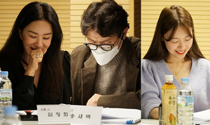 [NSP PHOTO]화사한 그녀 엄정화송새벽방민아손병호 등 캐스팅 확정