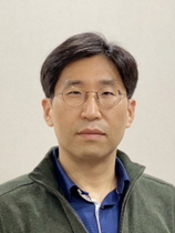 [NSP PHOTO]포스텍 김윤호 교수, 미국광학회 석학회원 선정