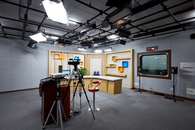 NSP통신-원광디지털대학교 강의촬영 스튜디오. (원광디지털대학교)