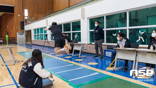 NSP통신-동국대 경주캠퍼스 문무관에서 스포츠건강과학부 실기고사 모습. (동국대 경주캠퍼스)