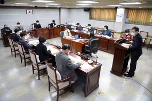 [NSP PHOTO]수원시의회 기획경제위, 소관부서 주요 업무 점검