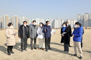 [NSP PHOTO]수원시의회, 도시 균형발전 방안 모색 선진사례 벤치마킹