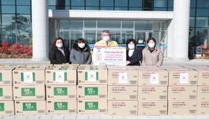 [NSP PHOTO]예천군 출신 경한코리아 이상연 회장, 이웃돕기 물품 기탁