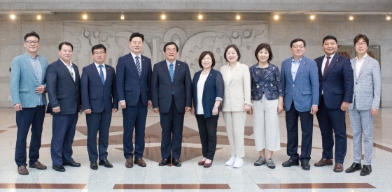 NSP통신-경기도의회 보건복지위가 경기도형 맞춤형 급여제도 중간보고회를 개최했다. (경기도의회)