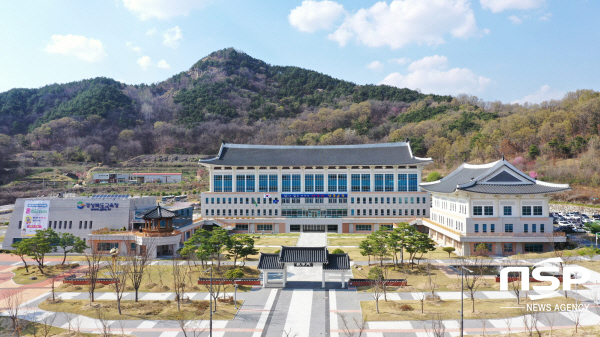 NSP통신-경상북도교육청은 학교의 업무 부담을 줄이고 교육활동 중심의 자율적이고 책임 있는 학교문화 조성을 위해 2022년 학교업무정상화 종합계획을 수립해 시행한다고 14일 밝혔다. (경상북도교육청)
