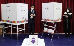 [NSP PHOTO]양승조 충남도지사, 제20대 대선 사전투표 실시