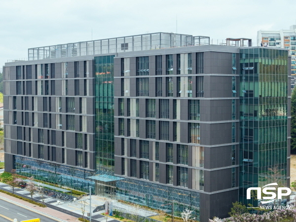 NSP통신-국내 최초의 애플 개발자 아카데미가 지난 14일 온라인 수업을 시작으로 포항에 그 문을 열었다. C5동 사진 (포항시)