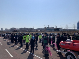 [NSP PHOTO]경상북도 수난구조대·안동시, 낙동강변 둔치 환경정화활동 실시