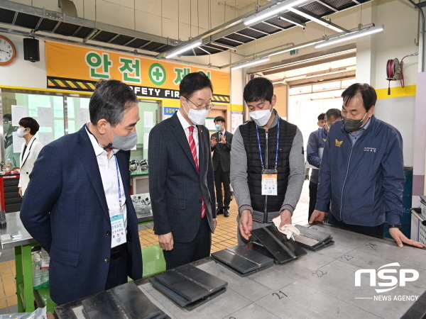 NSP통신-경상북도교육청은 지난 4일부터 8일까지 5일간 개최된 2022년 경상북도 기능경기대회에서 수상자 180명 중 직업계고 학생 143명이 입상해 경북 기능의 메카! 경북교육이 중심임을 다시 한번 입증했다고 밝혔다. (경상북도교육청)