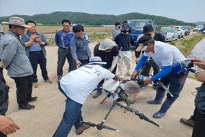 [NSP PHOTO]영덕군, 드론 활용 벼 직파재배 연시회 개최