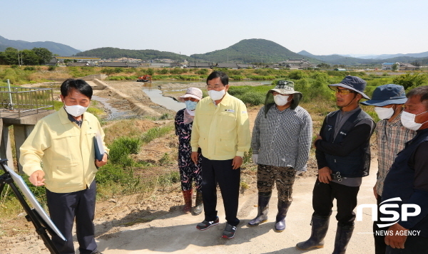 NSP통신-재선에 성공한 주낙영 경주시장이 지난 2일 첫 업무로 가뭄에 따른 농업용수 공급대책 긴급 점검에 나섰다. (경주시)