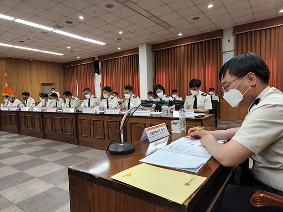 NSP통신-강원도소방본부가 여름철 자연재난 대비 소방지휘관 회의를 개최하고 있다. (강원도소방본부)