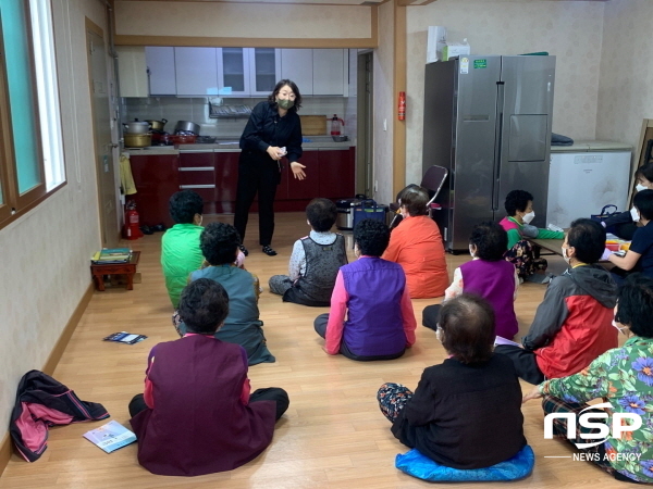 NSP통신-봉화군 보건소는 오는 29일까지 관내 경로당을 방문해 심뇌혈관질환 예방관리 교육을 실시한다. (봉화군)