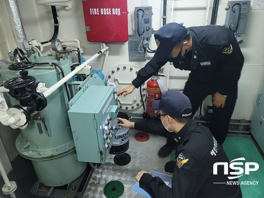 [NSP PHOTO]군산해경, 해양오염사고 대비 유조선 집중 점검 실시