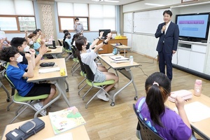 [NSP PHOTO]이동환 고양특례시장 당선인, 학교 주변 환경 개선 프로젝트 요청 토당초 깜짝 방문