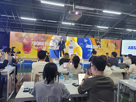 [NSP NEWS Image]앱솔루트 팝업스토어 앱솔루트 홈 오픈요요진윤여준닷밀과 협업