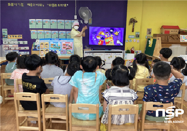 NSP통신-울릉군 어린이급식관리지원센터는 지난 5일 꿈나무어린이집·도동유치원 2개소를 대상으로 교육을 실시했다. (울릉군)