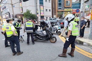 [NSP PHOTO]순천경찰, 난폭운전 등 교통법규 위반 오토바이 집중단속