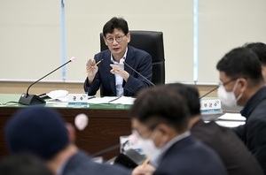 [NSP PHOTO]최훈식 장수군수 간부회의부터 혁신...행정 효율성 도모