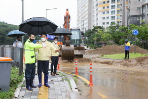 [NSP PHOTO]김성제 의왕시장, 휴가취소 집중호우 피해지역 현장 점검
