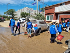 [NSP PHOTO]봉화군민, 경주 및 포항 방문해 태풍 힌남노 피해복구에 힘 보태