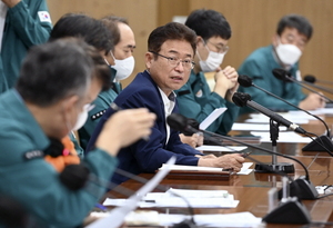 [NSP PHOTO]이철우 경북도지사, 연휴 기간에도 가용자원 총동원하라 지시