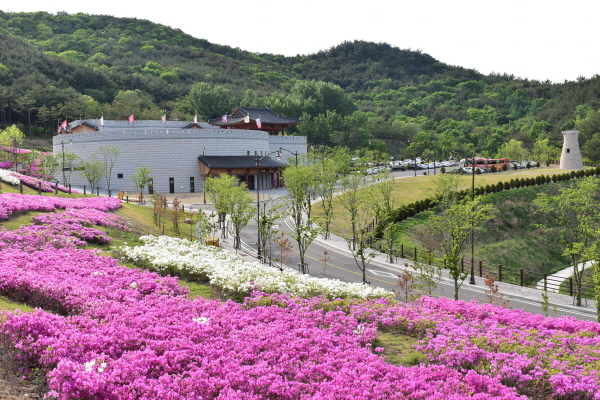 NSP통신-경주 최고의 청소년수련시설인 화랑마을이 오는 29일부터 2023년도 학교단체 수련활동 사전예약(선착순 전화접수) 을 접수한다고 밝혔다. (경주시)