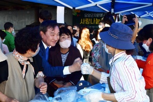 [NSP PHOTO]담양군 자원봉사단체협의회, 제3회 사랑나눔 바자회 성료