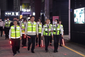 [NSP PHOTO]이권재 오산시장, 야간 합동순찰 시민안전 챙겨