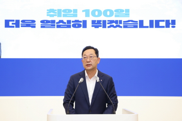 NSP통신-명현관 해남군수 민선 8기 취임100일 직원 정례회 (해남군)