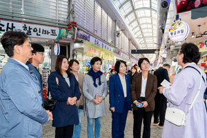 [NSP PHOTO]용인특례시의회 의원연구단체 도시활력소, 도시재생 우수사례 벤치마킹