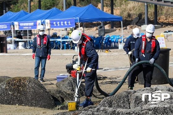 [NSP PHOTO]군산해경, 2022년 해안방제 합동훈련 실시