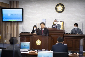 [NSP PHOTO]남한권 울릉군수, 울릉군의회서 첫 시정연설...미래 100년 기반 조성