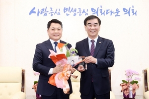 [NSP PHOTO]이인규 경기도의원, 2022년 행정사무감사 우수의원